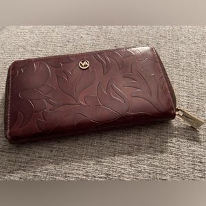 Valentina clutch. Great condition.